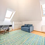 Villa Trawowa Spacious House By Bookinghost