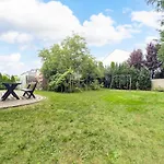 Trawowa Spacious House By Bookinghost * Wrocław