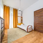 Villa Trawowa Spacious House By Bookinghost *