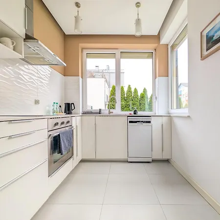 Trawowa Spacious House By Bookinghost Willa